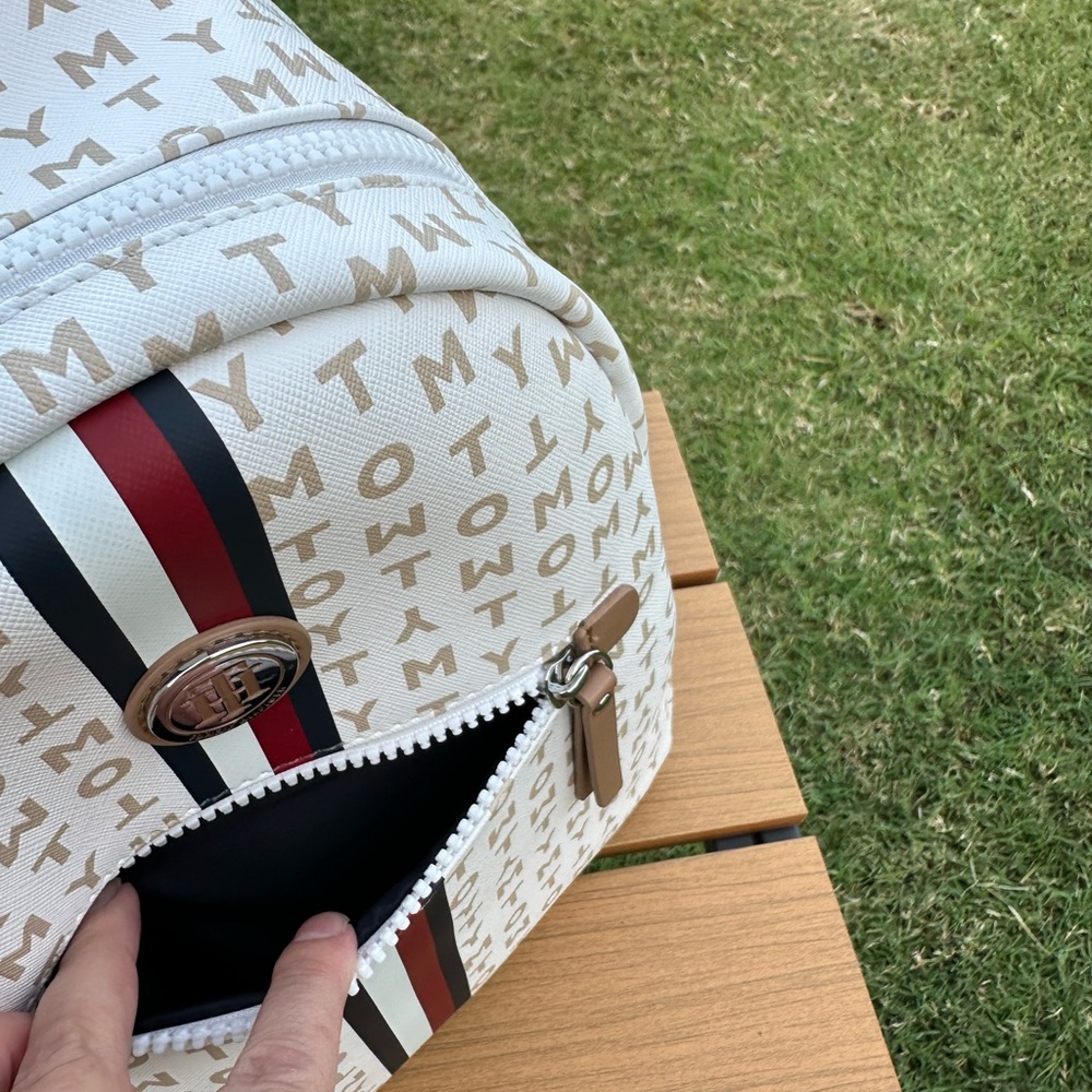 Tommy Hilfiger White and Tan Monogram Backpack NWT - Picture 4 of 9